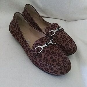 Liz Claiborne Leopard Flat Women's Shoes Size 12 W Leopard Colors Brown & Black